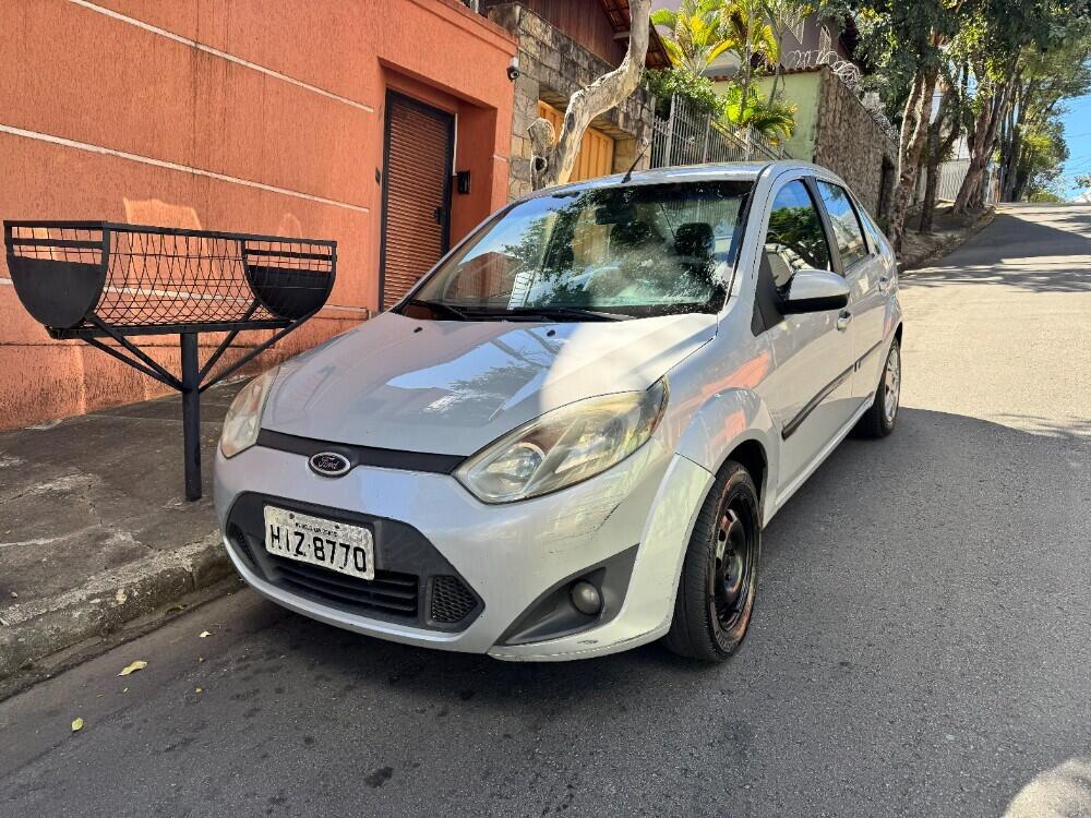 Ford Fiesta Sedan