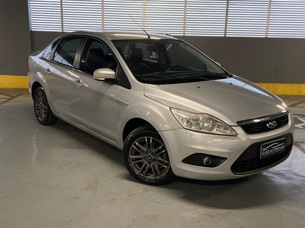 Ford Fiesta Sedan