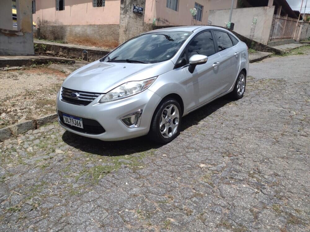 Ford Fiesta Sedan