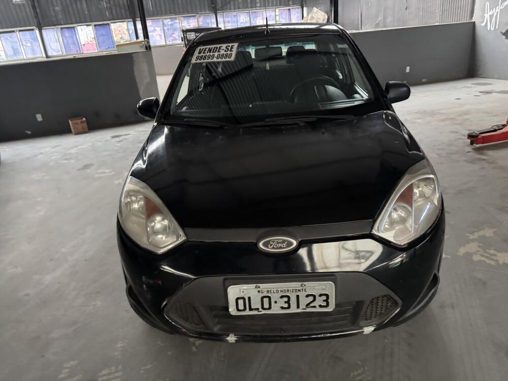 Ford Fiesta Sedan