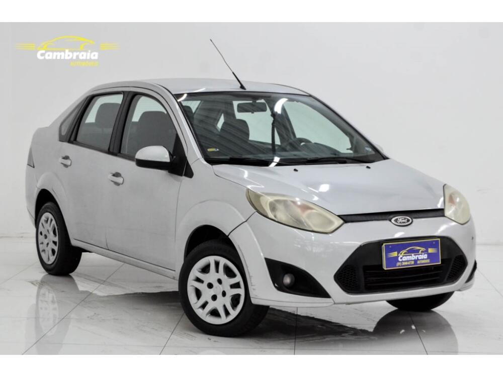 Ford Fiesta Sedan