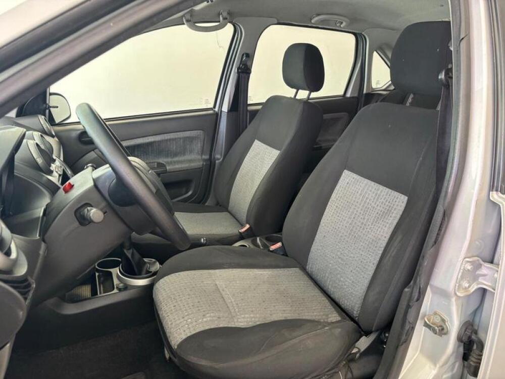Ford Fiesta Sedan