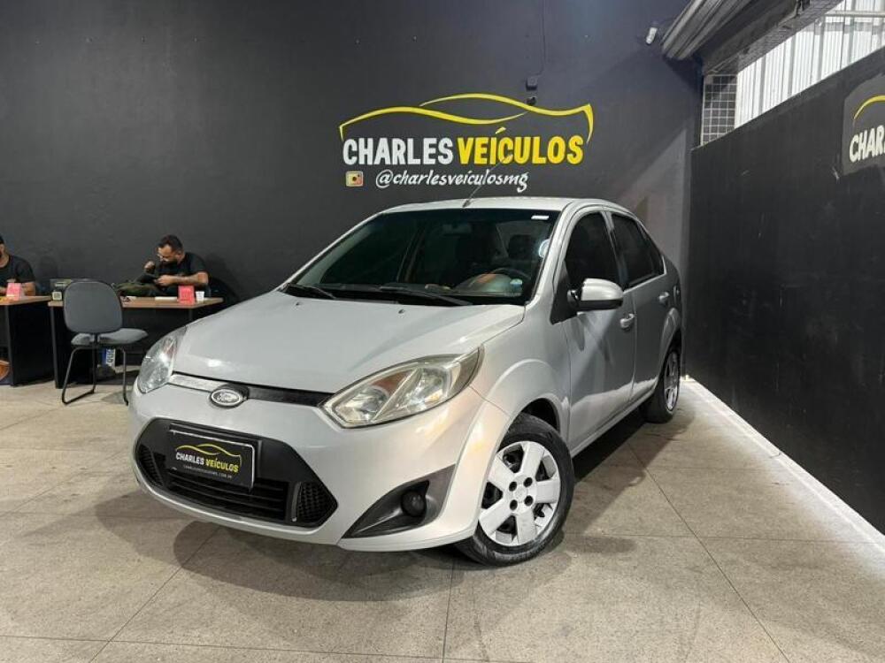Ford Fiesta Sedan