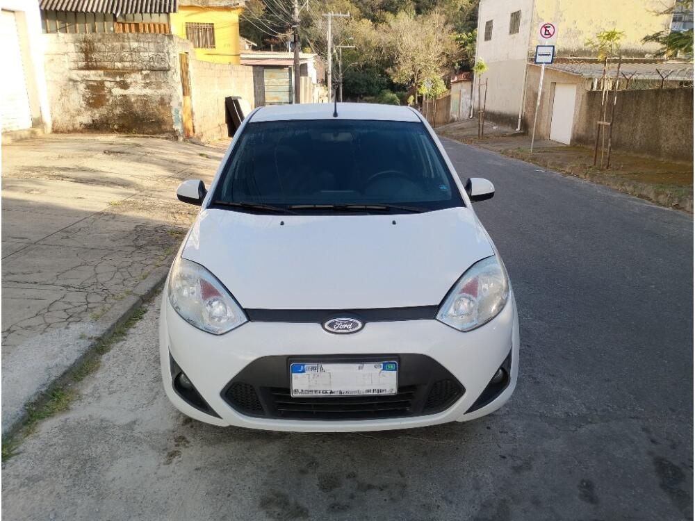 Ford Fiesta Sedan