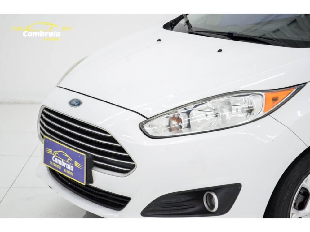 Ford Fiesta Sedan