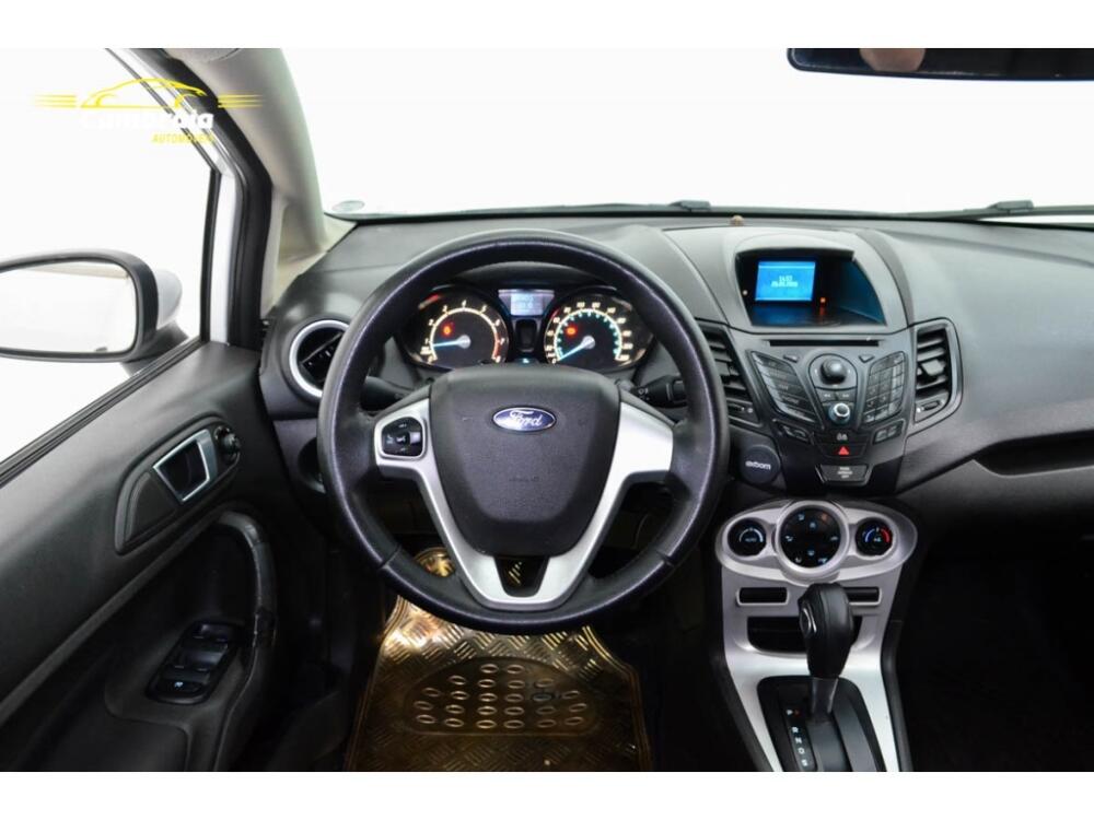 Ford Fiesta Sedan