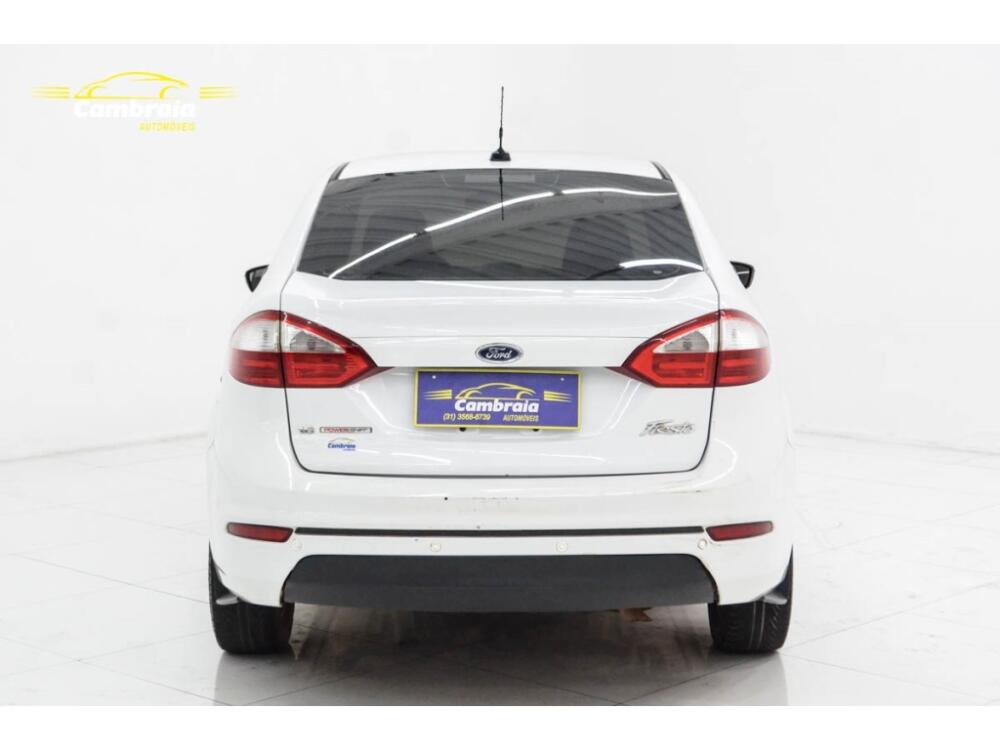 Ford Fiesta Sedan