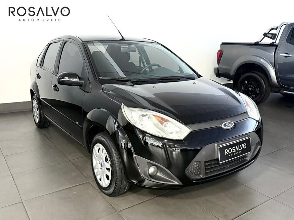 Ford Fiesta Sedan