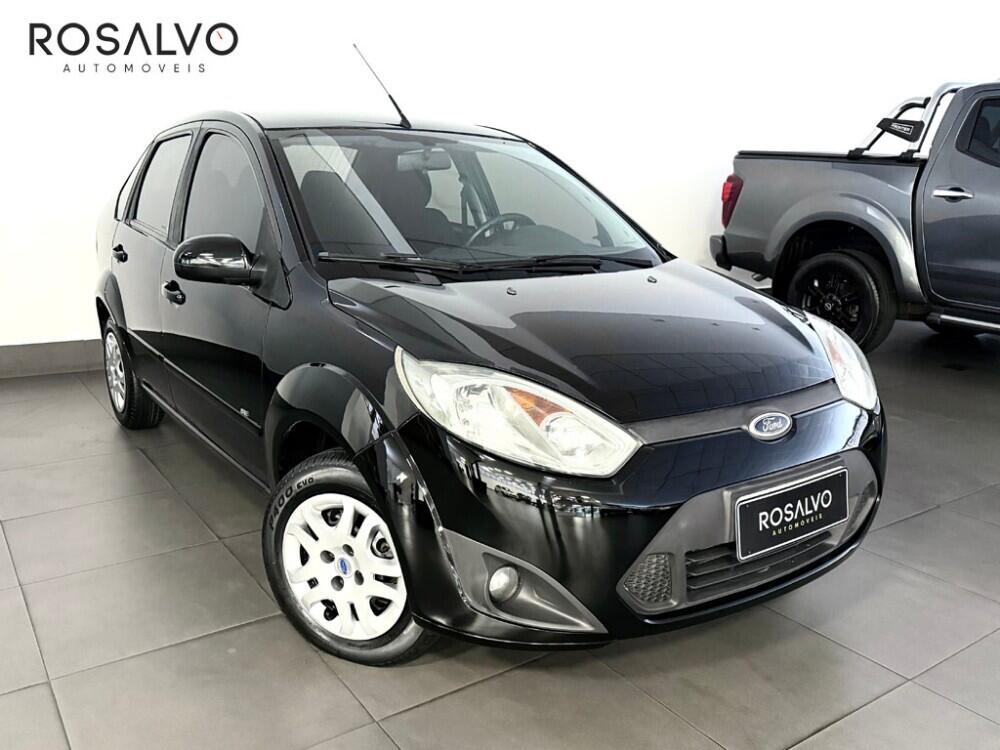Ford Fiesta Sedan