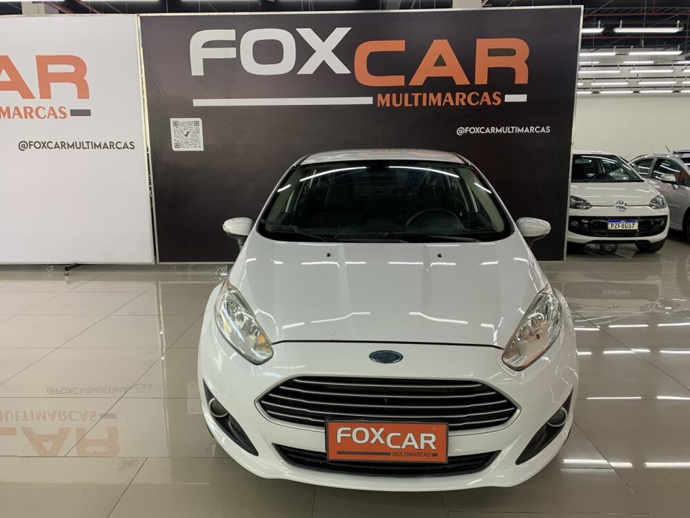 Ford Fiesta Sedan