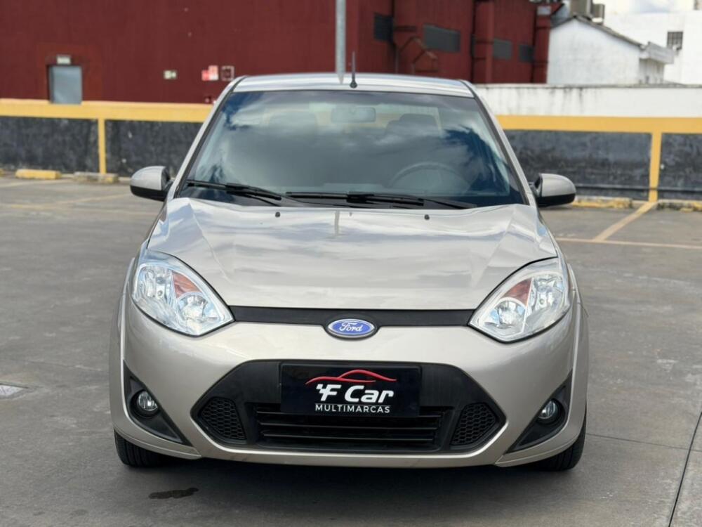 Ford Fiesta Sedan