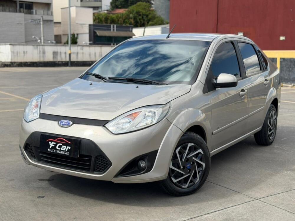 Ford Fiesta Sedan