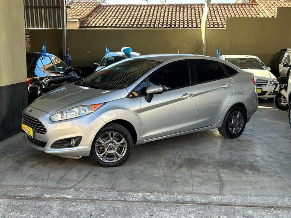 Ford Fiesta Sedan