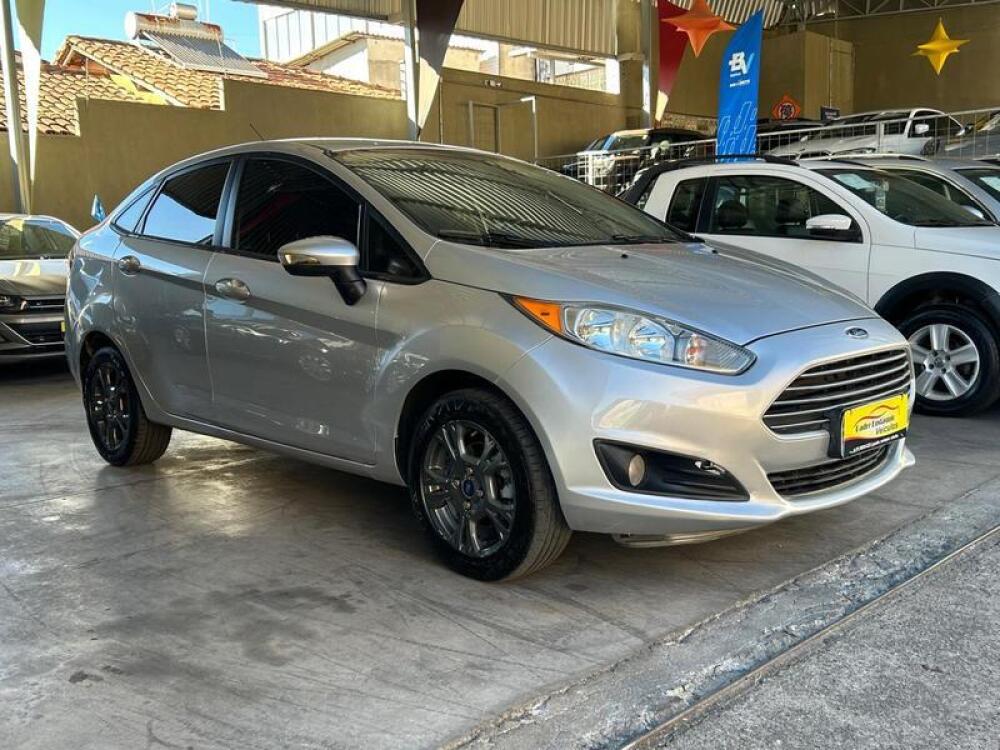 Ford Fiesta Sedan
