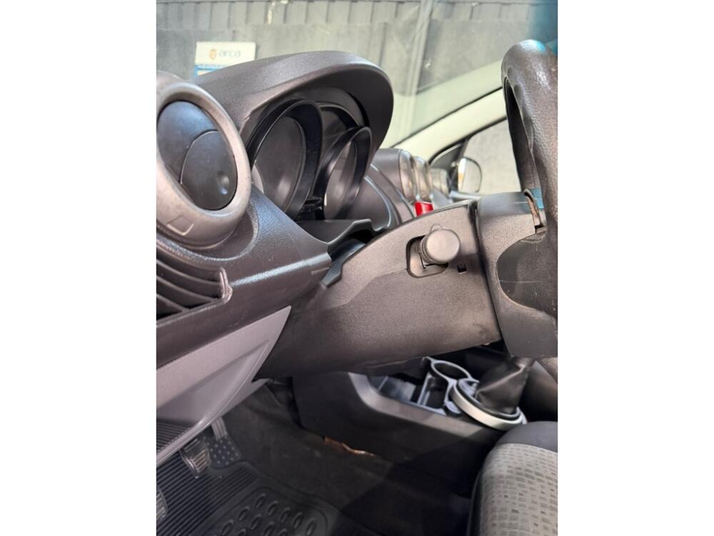 Ford Fiesta Sedan