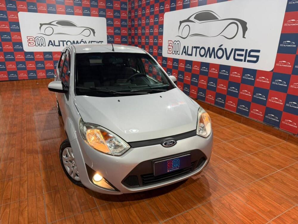 Ford Fiesta Sedan