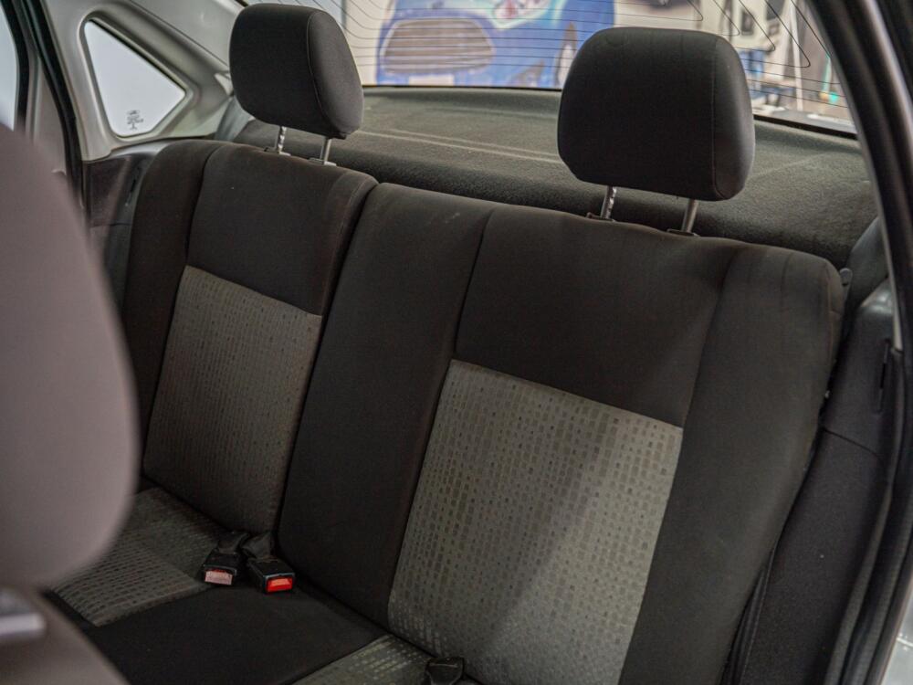 Ford Fiesta Sedan