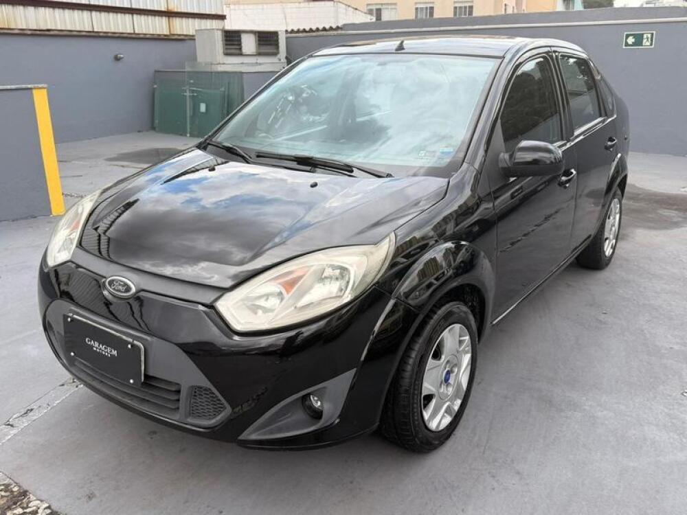 Ford Fiesta Sedan