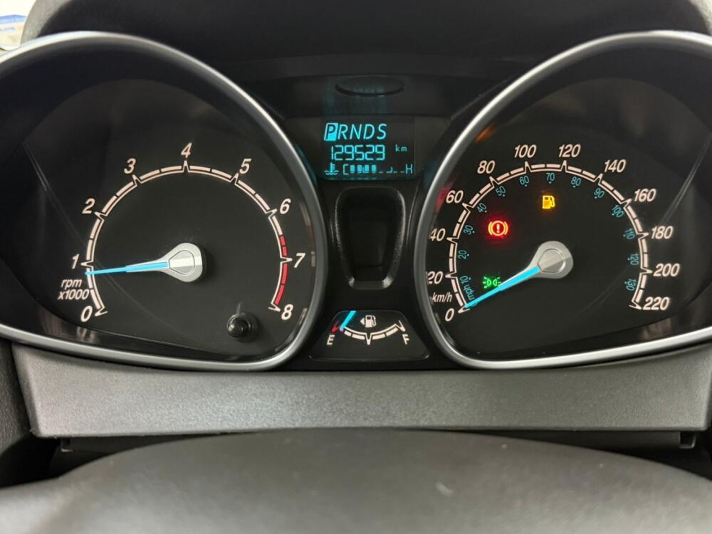 Ford Fiesta Sedan