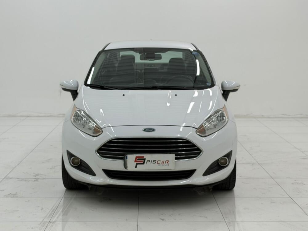 Ford Fiesta Sedan