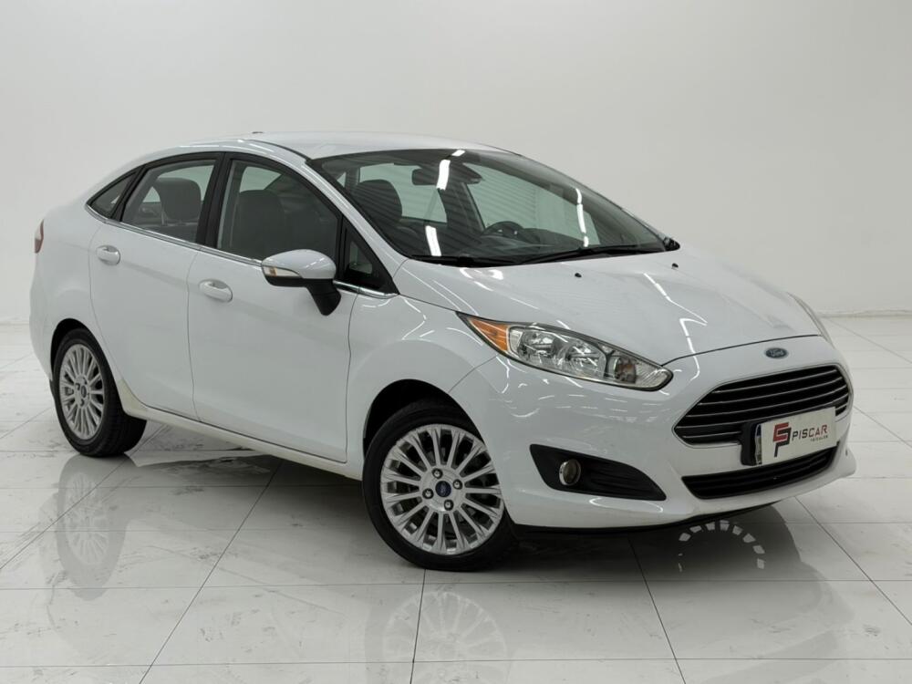 Ford Fiesta Sedan