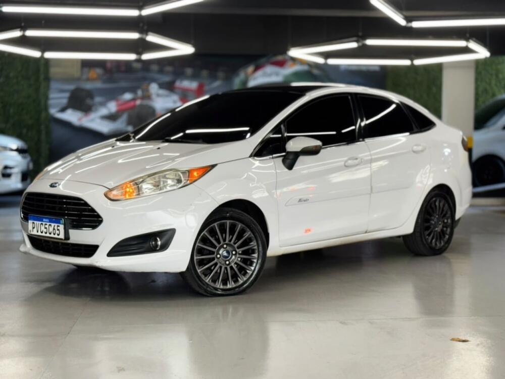 Ford Fiesta Sedan