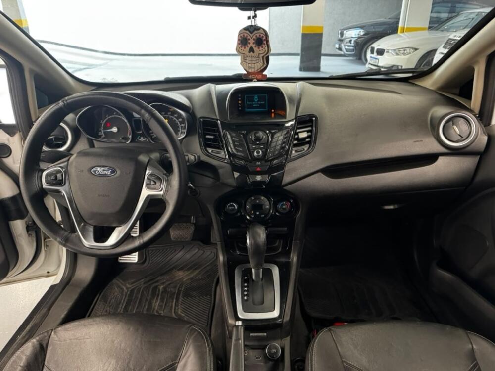 Ford Fiesta Sedan