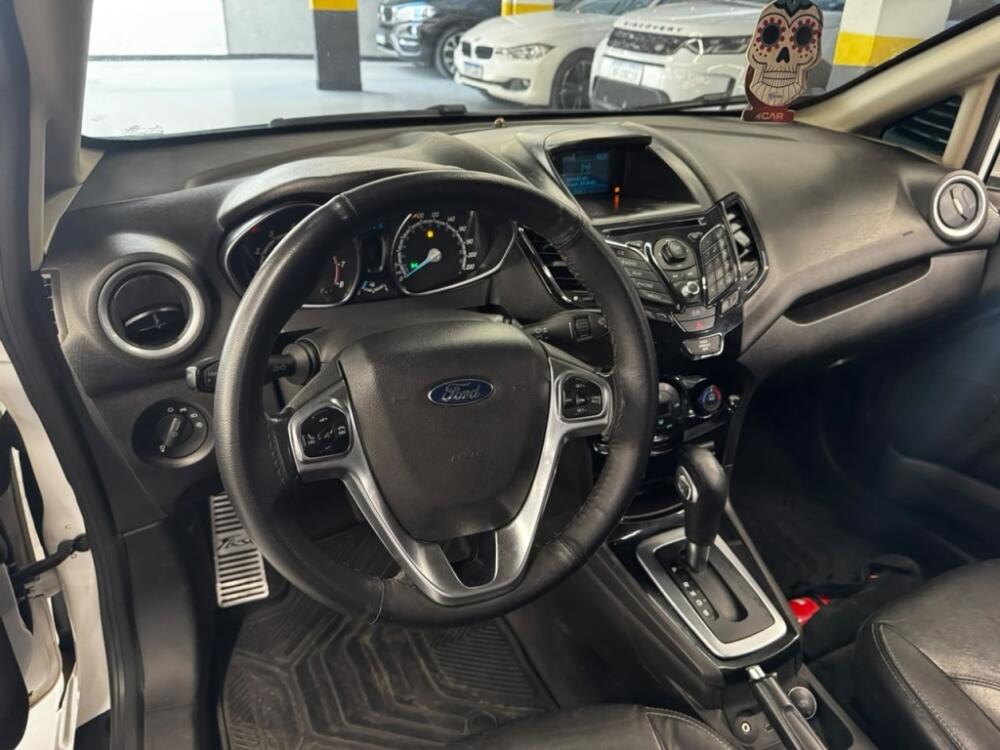 Ford Fiesta Sedan