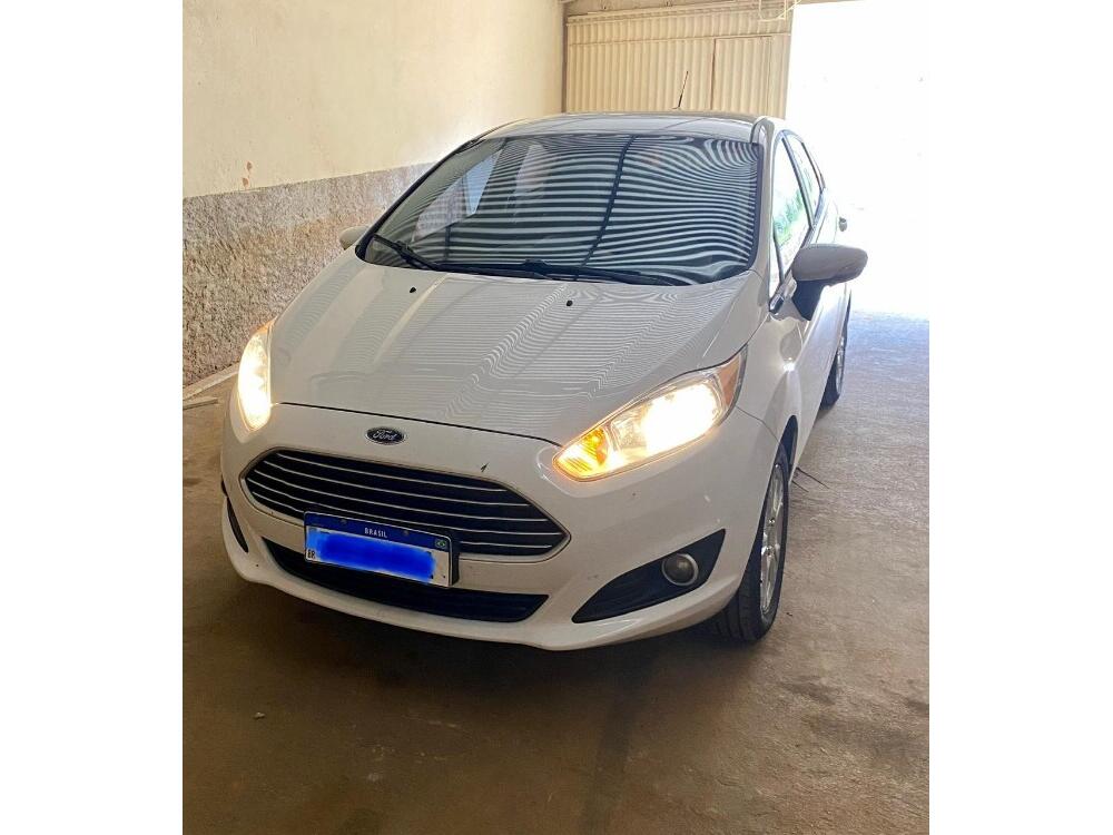 Ford Fiesta Sedan