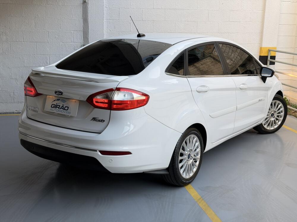 Ford Fiesta Sedan