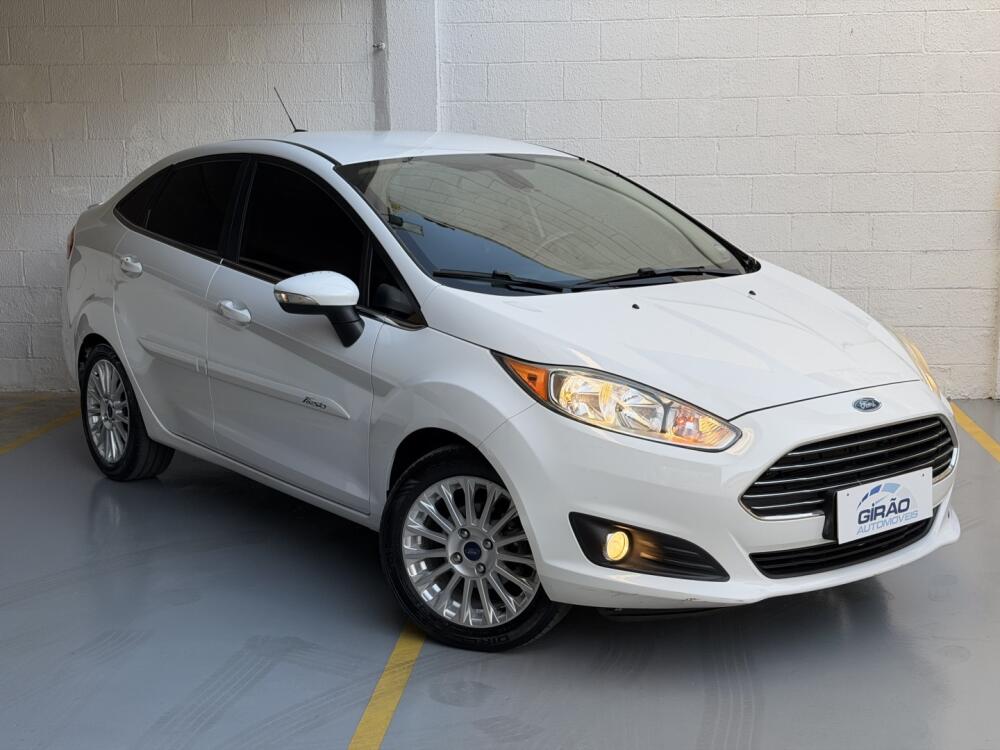 Ford Fiesta Sedan