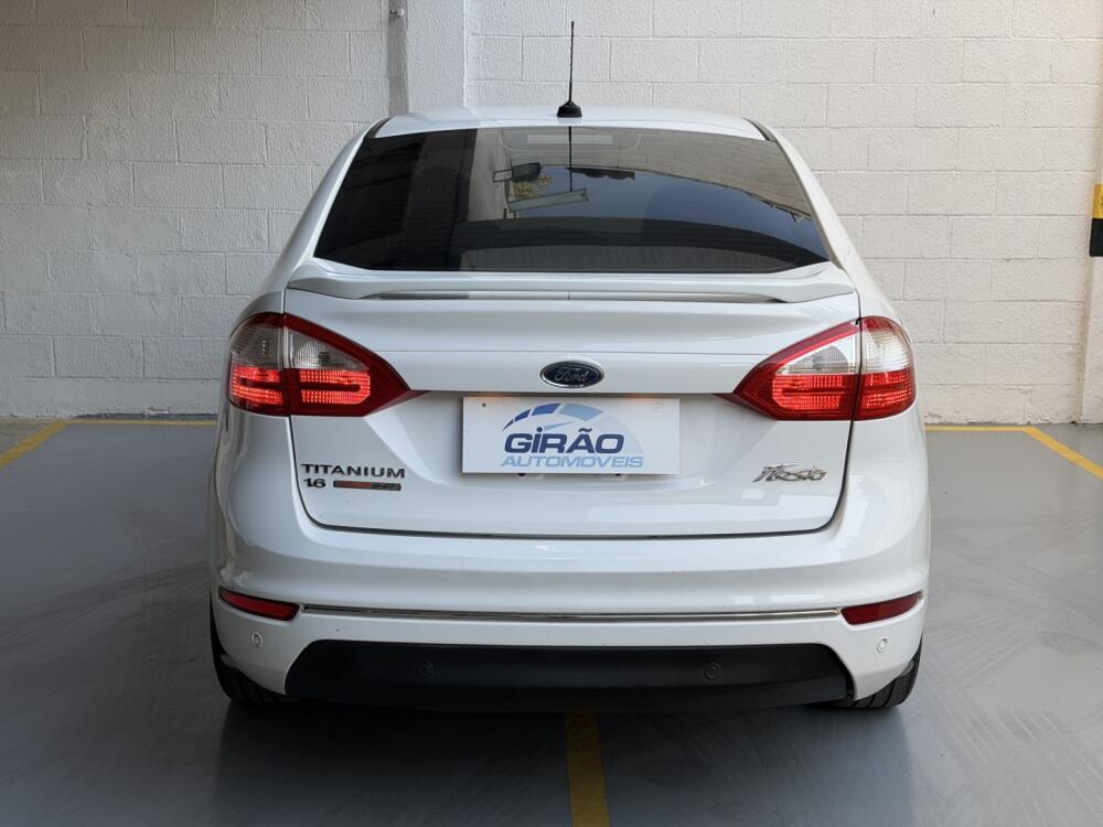 Ford Fiesta Sedan