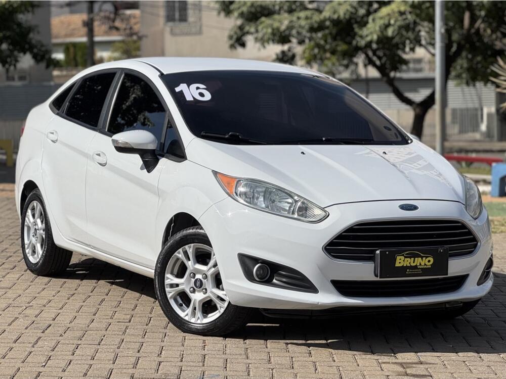Ford Fiesta Sedan