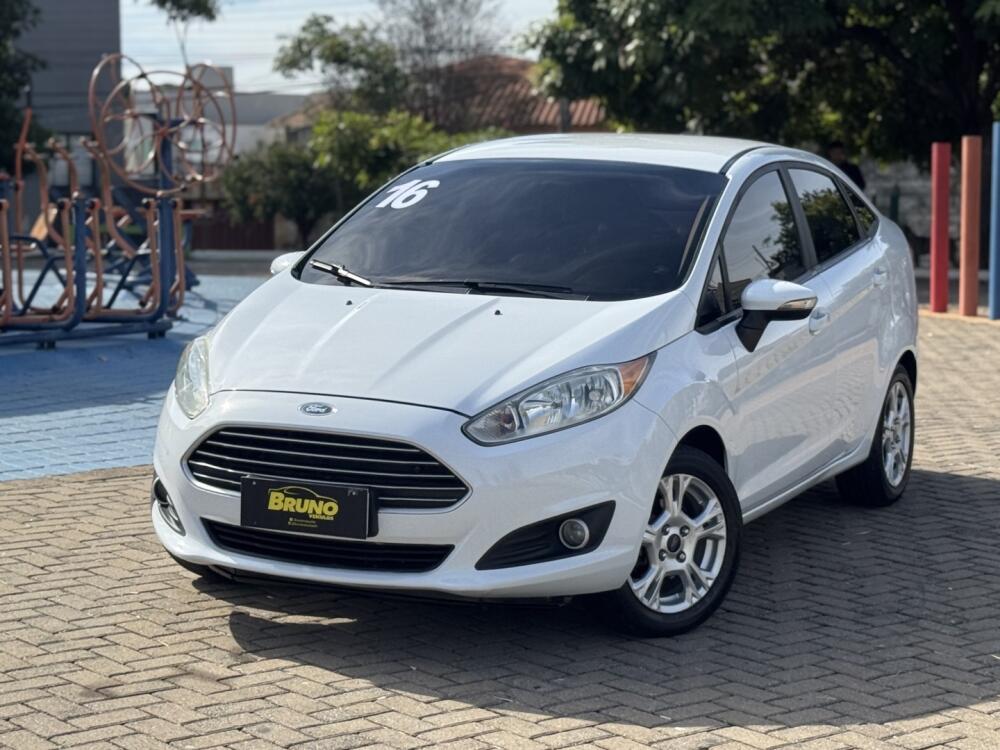 Ford Fiesta Sedan