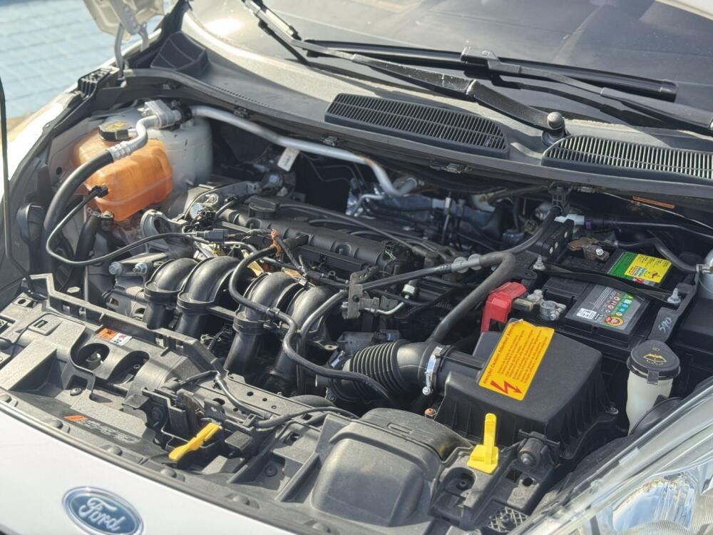 Ford Fiesta Sedan