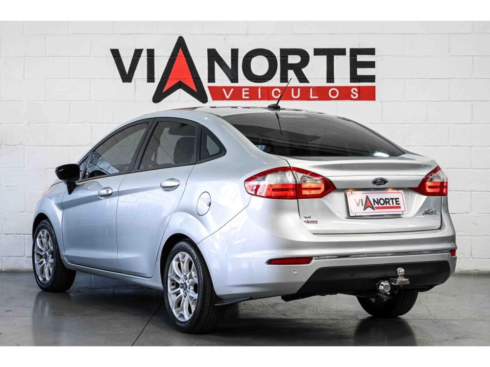 Ford Fiesta Sedan