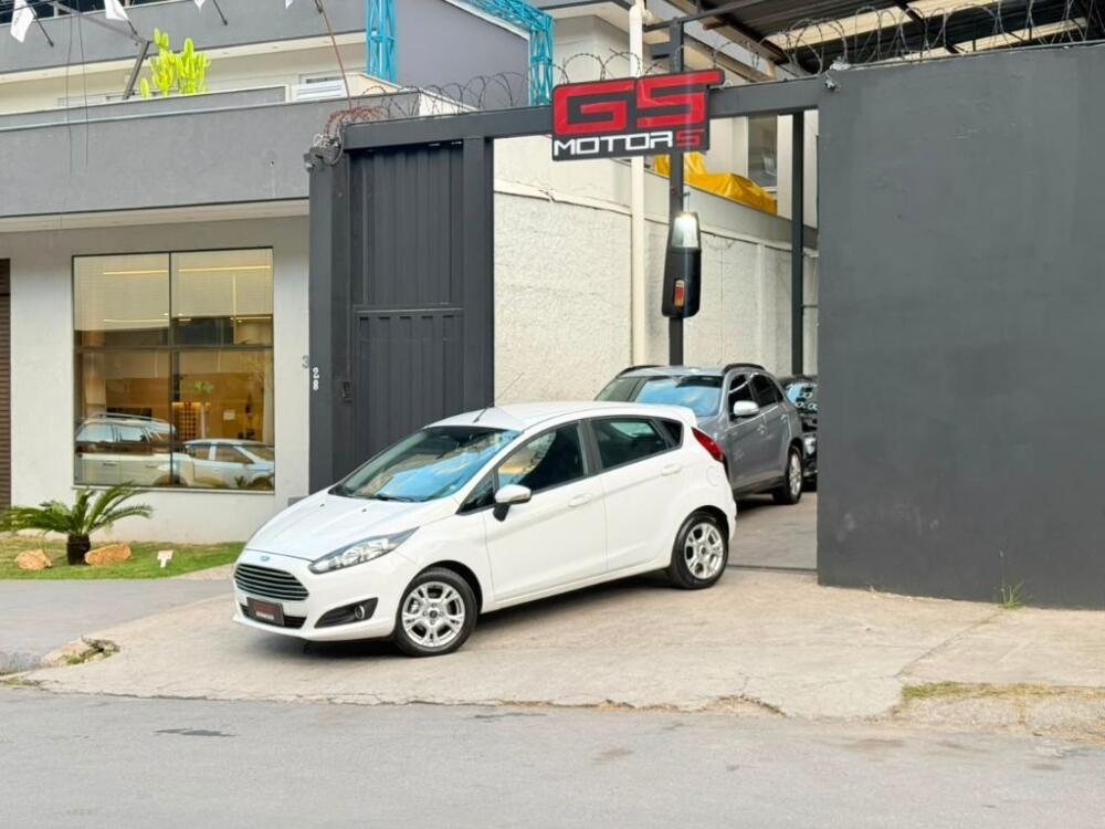 Ford Fiesta Sedan