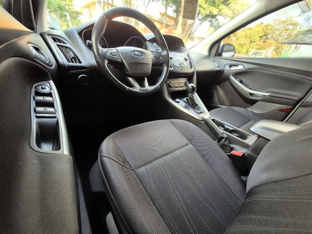 Ford Focus Hatch