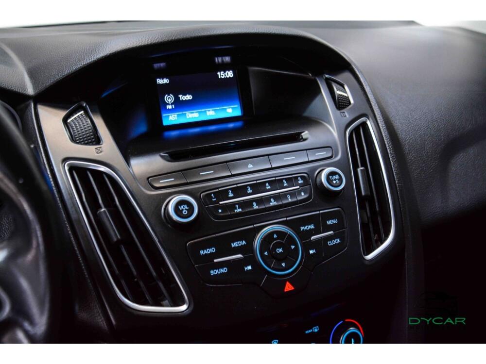 Ford Focus Sedan