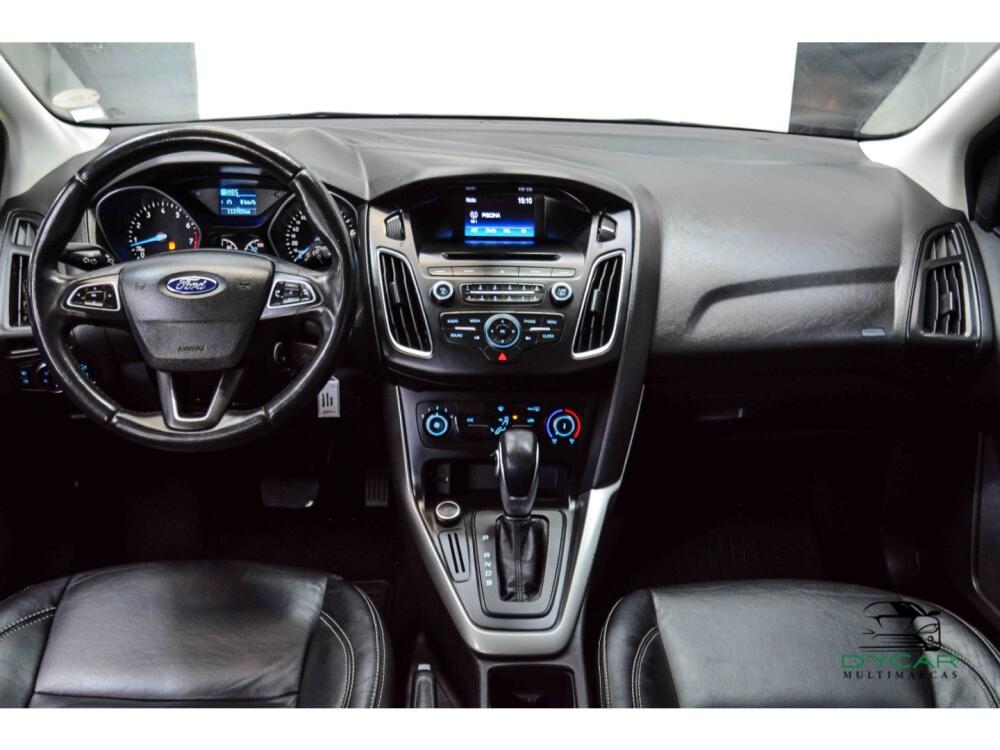 Ford Focus Sedan