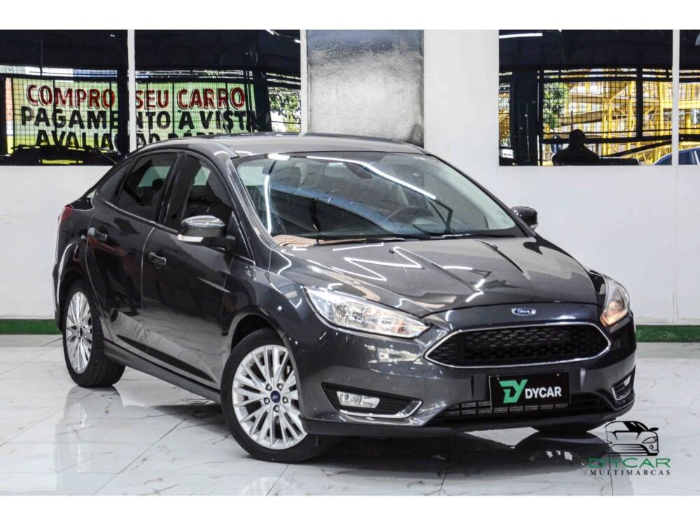Ford Focus Sedan