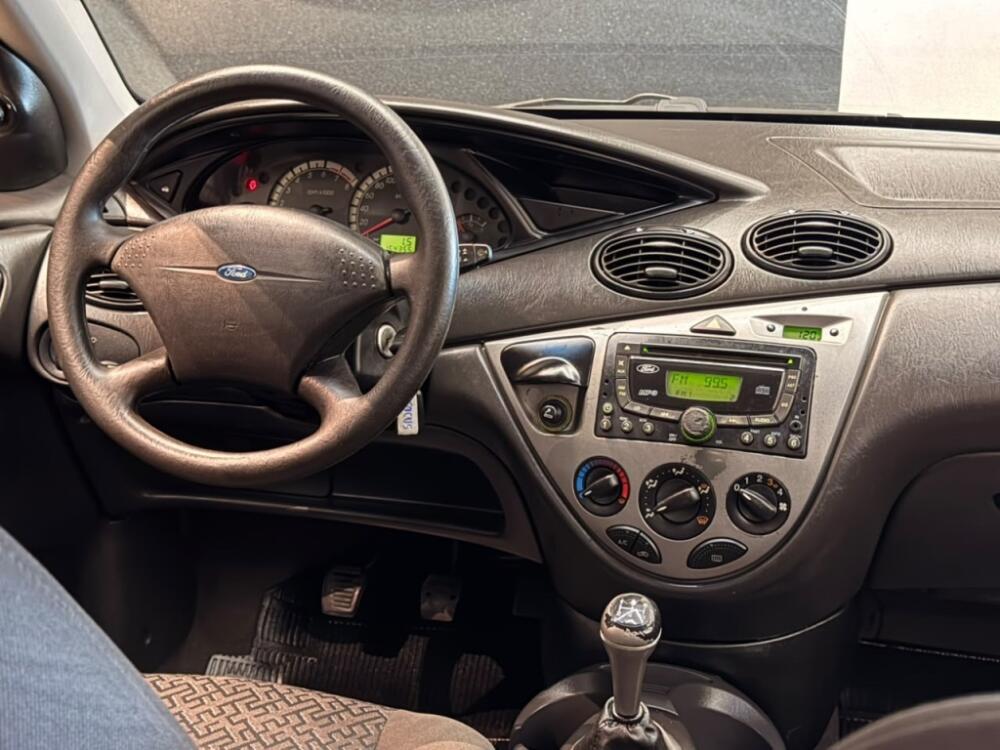 Ford Focus Sedan
