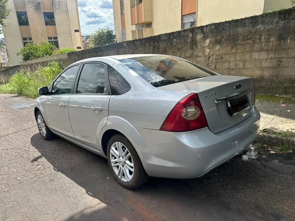 Ford Focus Sedan