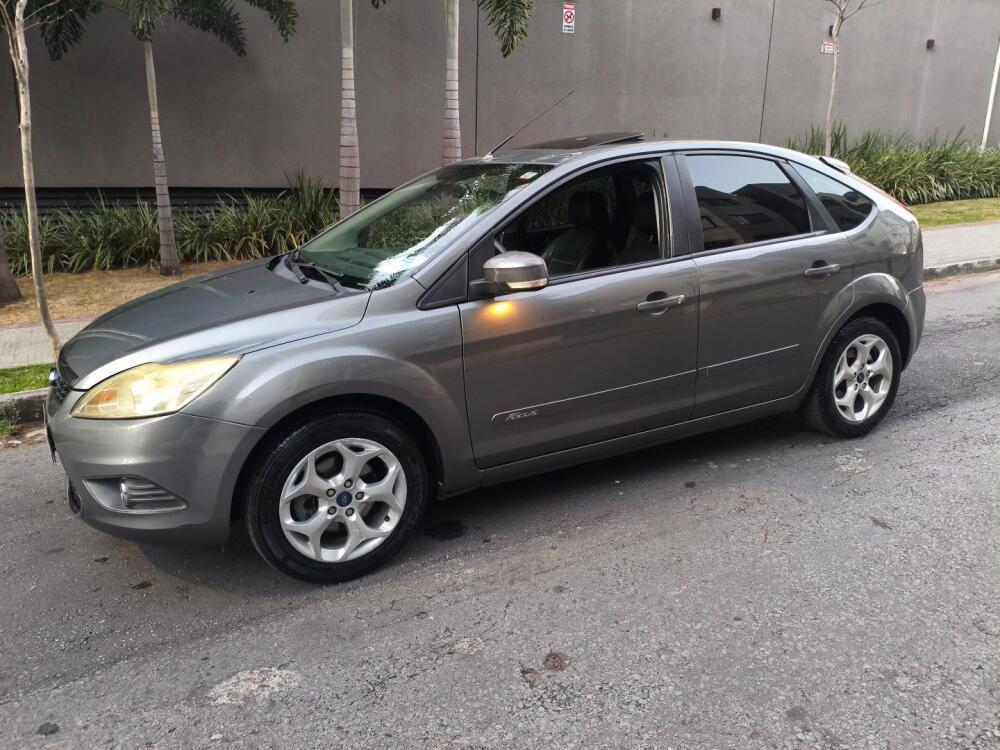 Ford Focus Sedan