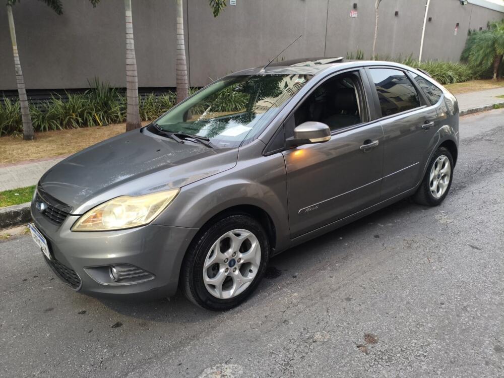 Ford Focus Sedan