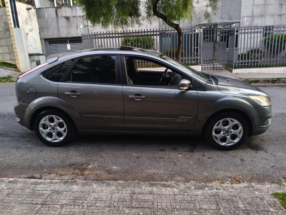 Ford Focus Sedan