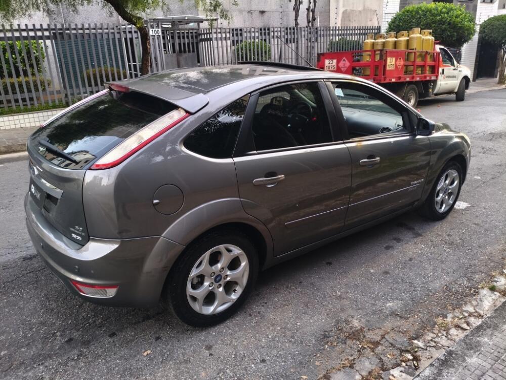 Ford Focus Sedan