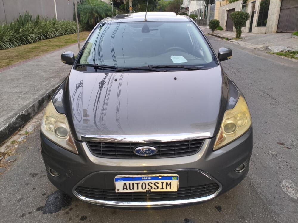 Ford Focus Sedan