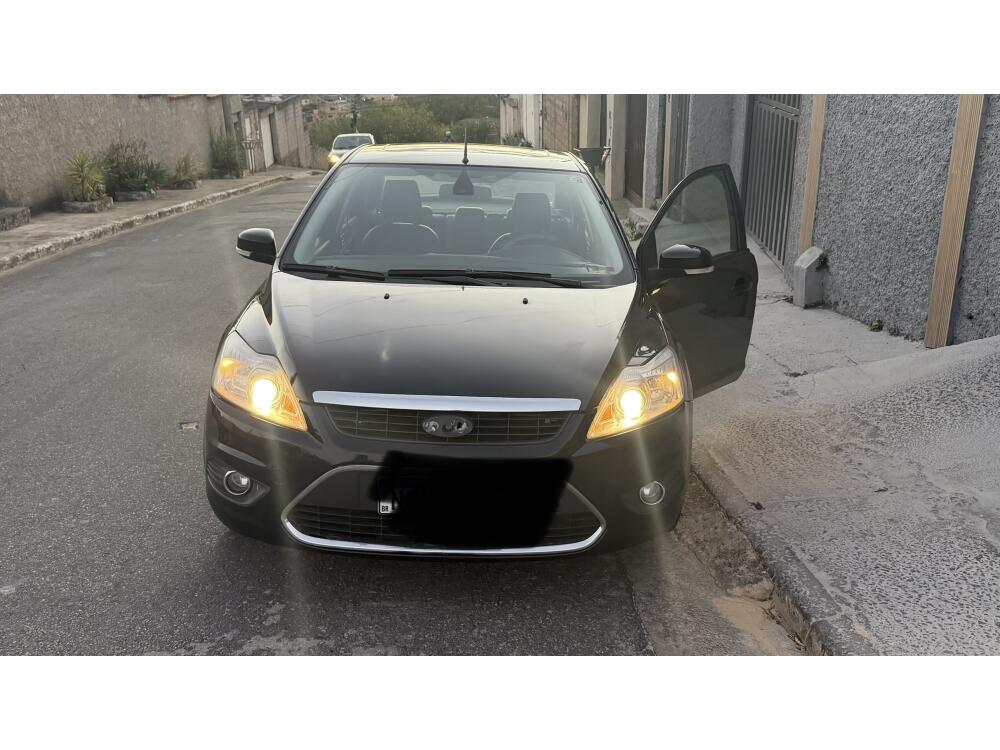 Ford Focus Sedan