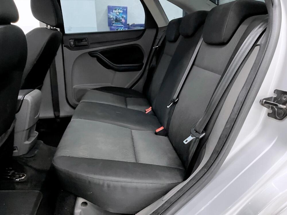 Ford Focus Sedan